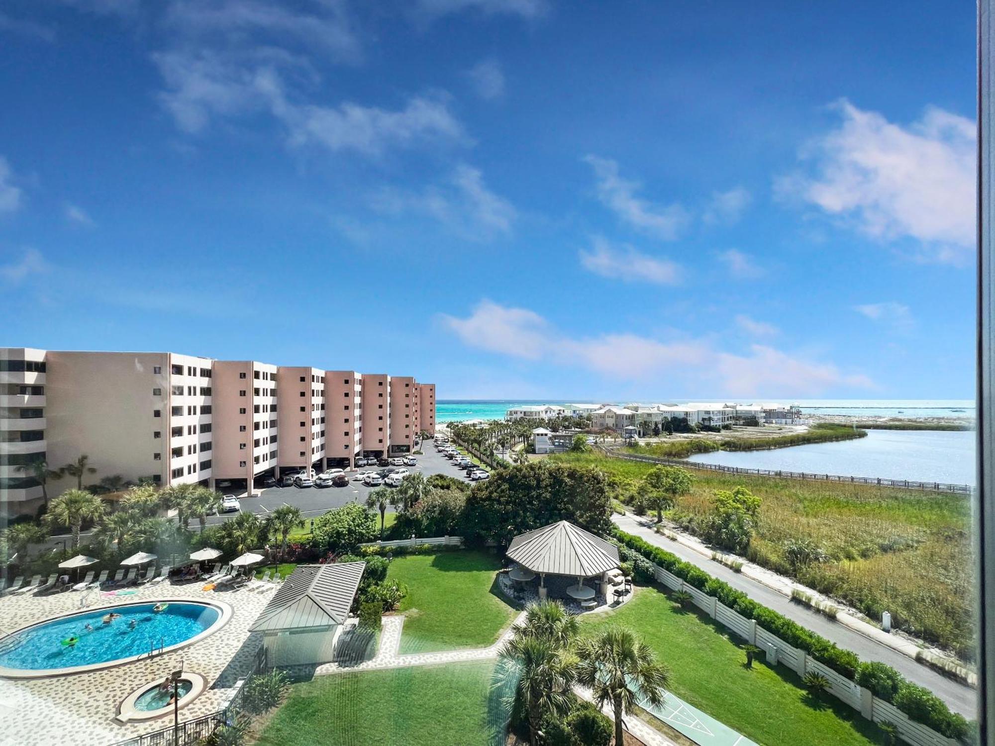 Emerald Oasis Aparthotel Destin Bagian luar foto